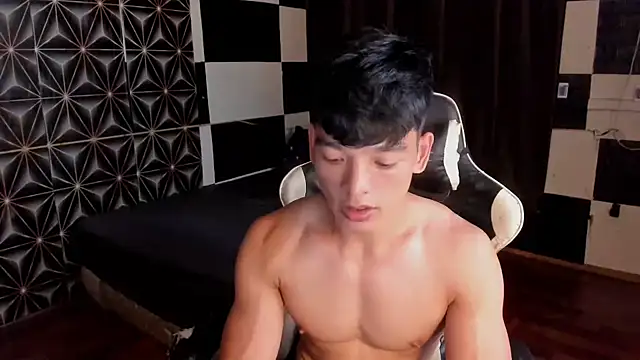 Snapshot of AsianHotBODYY chatting on December 2025 07:39:01 AM AsianHotBODYY online show from December 2025 07:39:01 AM