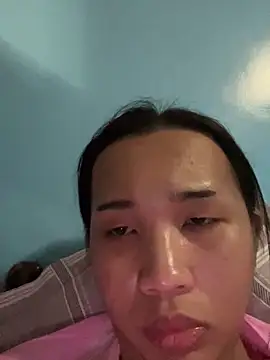 TriciaCumLoader online show from May 2026 12:55:01 PM