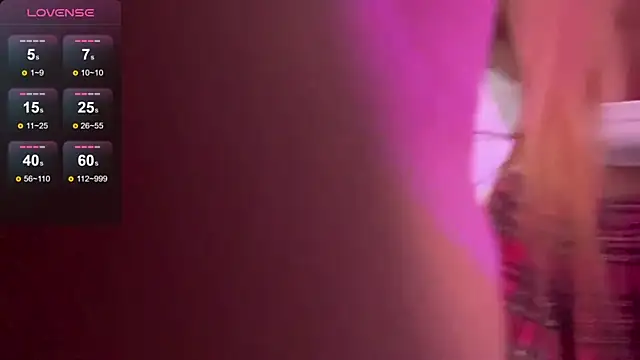 Snapshot of sof1a_blondie chatting on September 2025 12:59:02 PM sof1a blondie online show from September 2025 12:59:02 PM