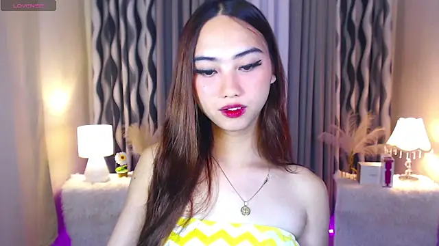 Kiah Wyatt online show from November 2025 06:55:01 AM