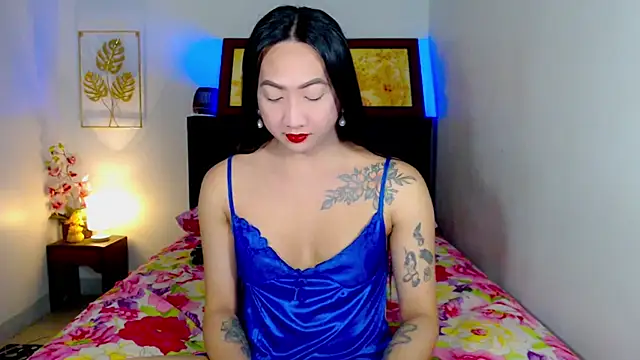 Snapshot of LovelyQueen69 chatting on April 2026 01:44:01 PM LovelyQueen69 online show from April 2026 01:44:01 PM