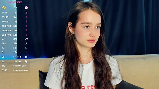 Snapshot of lovelyalivia chatting on February 2026 07:38:02 AM lovelyalivia online show from February 2026 07:38:02 AM