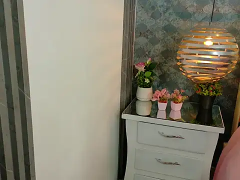 Snapshot of Mhia_Sweet_ chatting on February 2026 08:51:02 PM Mhia Sweet online show from February 2026 08:51:02 PM