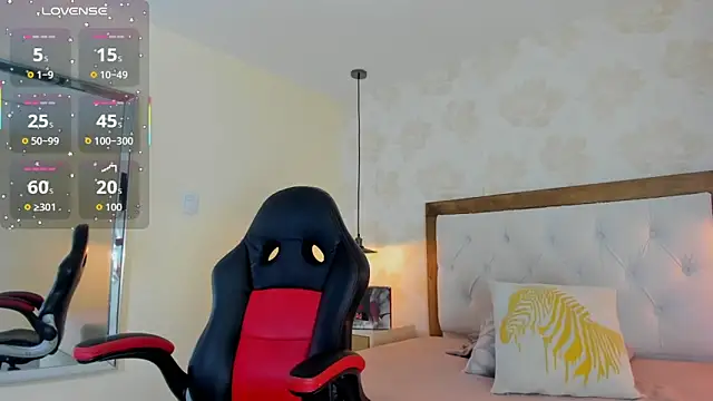 IRISCLARK1 online show from March 2026 07:20:01 PM