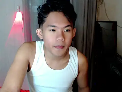 Snapshot of twink_asianbunny chatting on September 2025 10:37:02 AM twink asianbunny online show from September 2025 10:37:02 AM