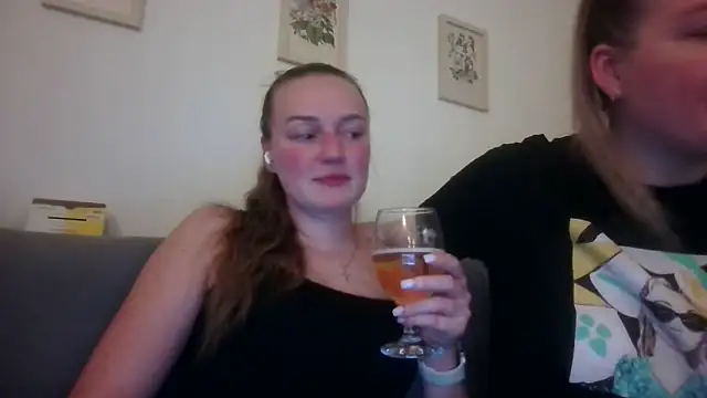 Snapshot of Odmasi chatting on October 2025 07:44:02 PM Odmasi online show from October 2025 07:44:02 PM