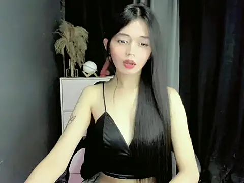 LexiLove online show from November 2025 06:57:02 AM