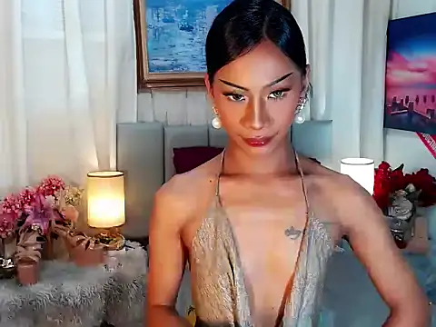 sassylatina online show from November 2025 04:17:02 PM