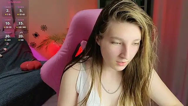 Mia Myles online show from October 2025 10:21:02 AM