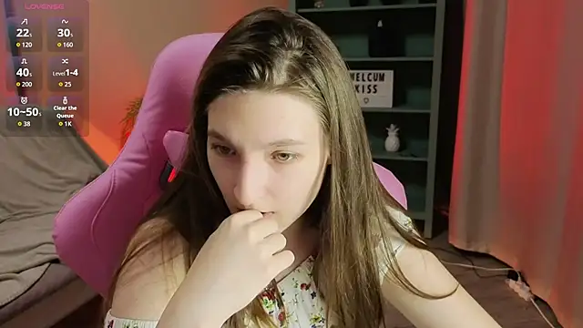 Mia Myles online show from November 2025 10:15:01 AM