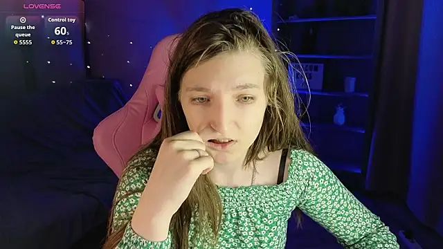 Snapshot of Mia_Myles chatting on February 2026 10:43:01 AM Mia Myles online show from February 2026 10:43:01 AM