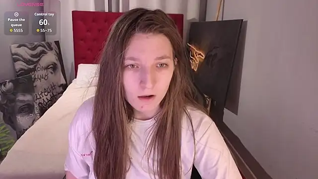 Snapshot of Mia_Myles chatting on March 2026 02:23:02 PM Mia Myles online show from March 2026 02:23:02 PM