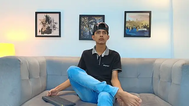 PRETTY SEX1 online show from January 2026 01:27:01 PM