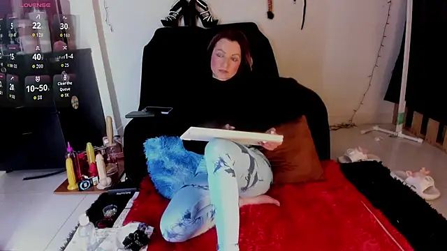 angierot2025 online show from November 2025 12:10:02 AM