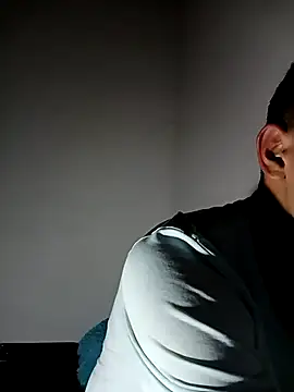 Snapshot of Kevinhww chatting on January 2026 12:37:01 AM Kevinhww online show from January 2026 12:37:01 AM