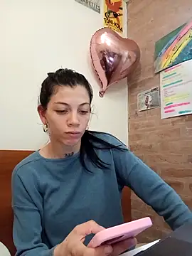 Paula Alameda online show from September 2025 07:48:02 PM
