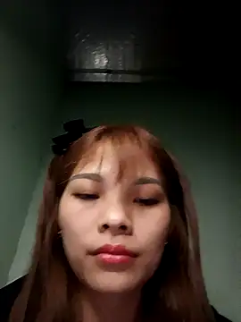 Ocnguyety online show from November 2025 01:03:01 PM