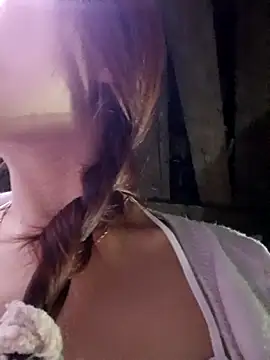 Ocnguyety online show from December 2025 01:46:02 AM