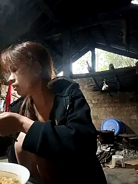 Ocnguyety online show from January 2026 12:49:02 AM