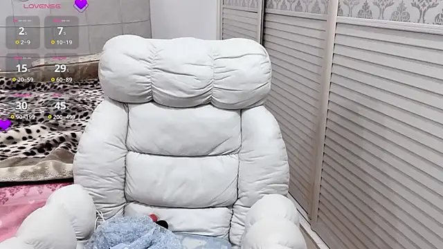 Holiland online show from December 2025 01:13:02 AM