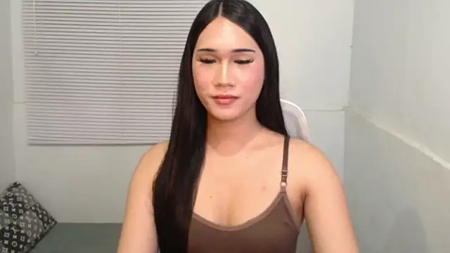 Snapshot of Leighs_Celine chatting on February 2026 07:34:02 PM Leighs Celine online show from February 2026 07:34:02 PM