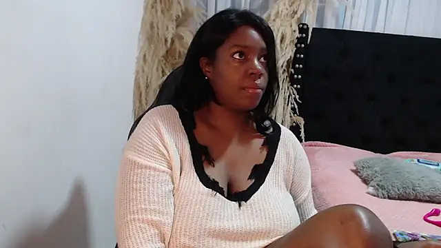 Snapshot of Alhana-miller chatting on November 2025 02:11:01 PM Alhana-miller online show from November 2025 02:11:01 PM