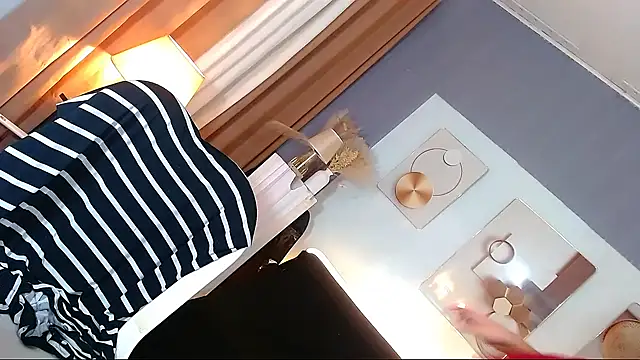 SassaLilly online show from March 2026 03:22:01 AM