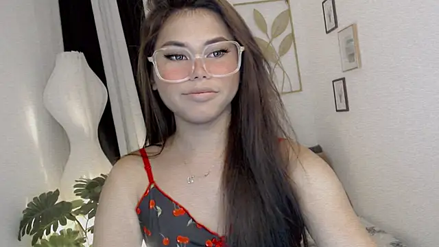 Snapshot of PrettyBlythes_TS chatting on June 2026 10:56:02 PM PrettyBlythes TS online show from June 2026 10:56:02 PM