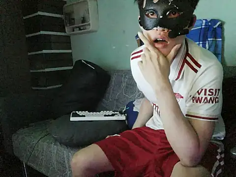 boyhigh1997 online show from January 2026 04:39:02 AM