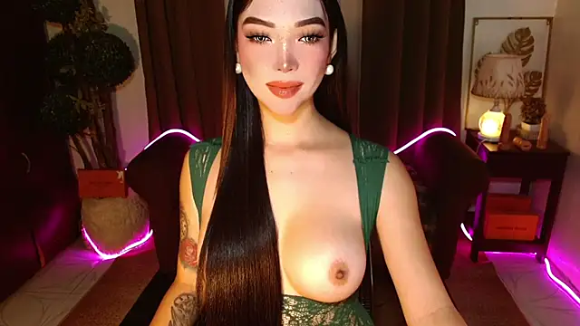 Snapshot of MouthWatering_Ayesha chatting on June 2026 11:58:01 PM MouthWatering Ayesha online show from June 2026 11:58:01 PM