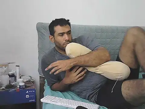 Snapshot of morenocabro10 chatting on April 2026 09:06:02 PM morenocabro10 online show from April 2026 09:06:02 PM