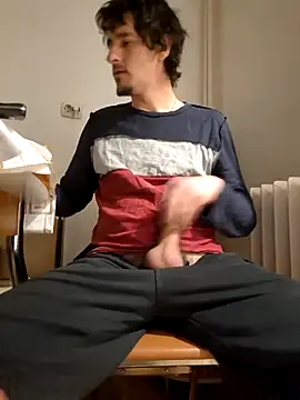 Snapshot of hugecock4u1990 chatting on March 2026 04:36:01 AM hugecock4u1990 online show from March 2026 04:36:01 AM