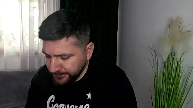 Gold Alpha Boy online show from March 2026 01:37:01 PM