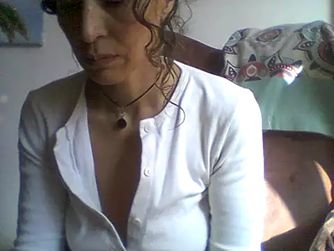 Snapshot of Bebita-zmp chatting on June 2026 05:33:02 PM Bebita-zmp online show from June 2026 05:33:02 PM