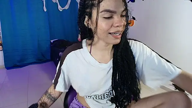 Snapshot of kitty_aikooo chatting on November 2025 06:48:01 AM kitty aikooo online show from November 2025 06:48:01 AM