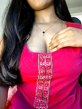 Snapshot of luv_johrrra chatting on January 2026 11:02:02 AM luv johrrra online show from January 2026 11:02:02 AM