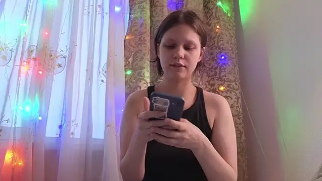 Lunliss online show from February 2026 03:21:01 PM