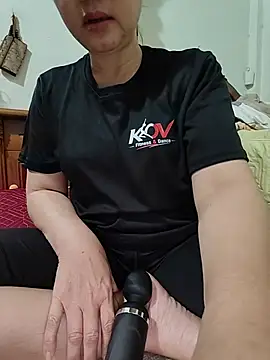 Snapshot of love_sex_05 chatting on June 2026 03:51:02 AM love sex 05 online show from June 2026 03:51:02 AM