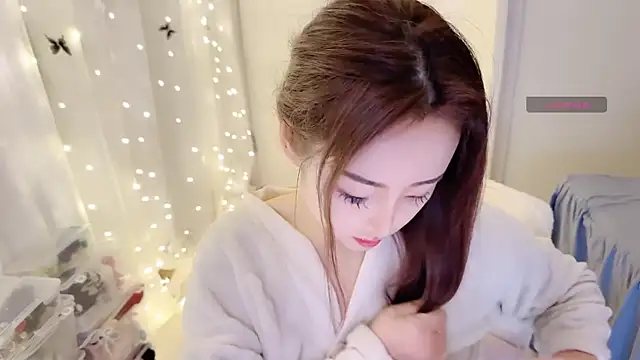 charlotte520 online show from November 2025 01:15:02 AM