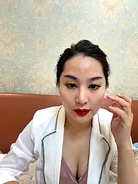 Candice888 online show from November 2025 11:42:02 AM