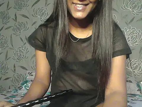 Snapshot of mickle_james chatting on June 2026 01:17:02 PM mickle james online show from June 2026 01:17:02 PM