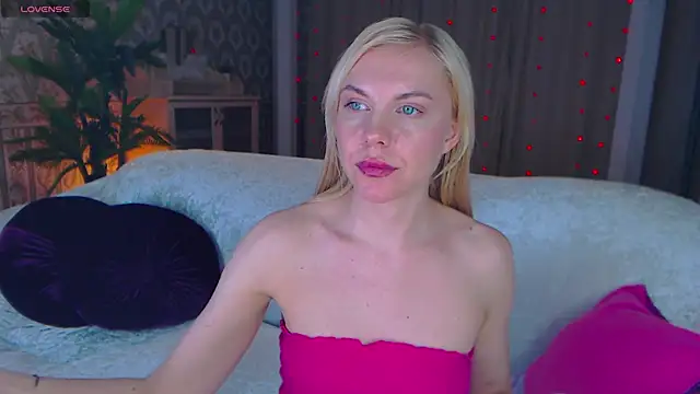 LiSinDoll online show from November 2025 08:59:02 AM