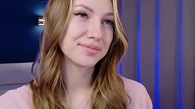 MariGven online show from November 2025 01:32:01 PM