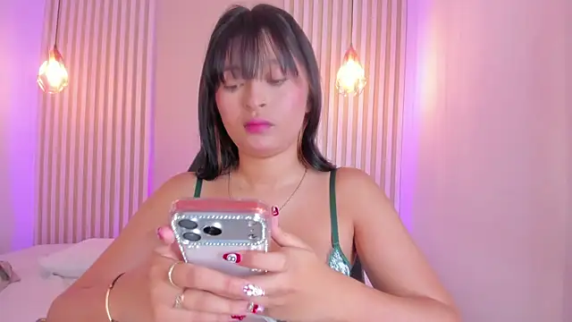 Snapshot of babe_katty chatting on April 2026 11:56:01 AM babe katty online show from April 2026 11:56:01 AM