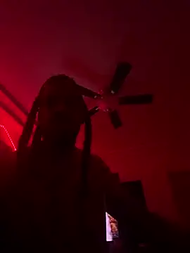 Snapshot of Taydagr8 chatting on February 2026 09:21:02 AM Taydagr8 online show from February 2026 09:21:02 AM