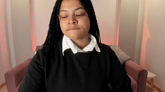 Snapshot of Dakota_Mars chatting on December 2025 07:33:02 PM Dakota Mars online show from December 2025 07:33:02 PM