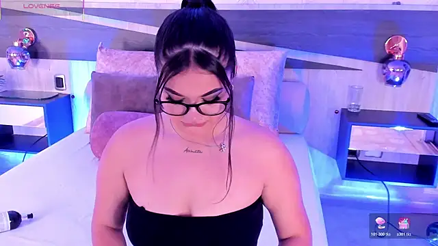 Adaa Stone online show from December 2025 04:19:02 AM