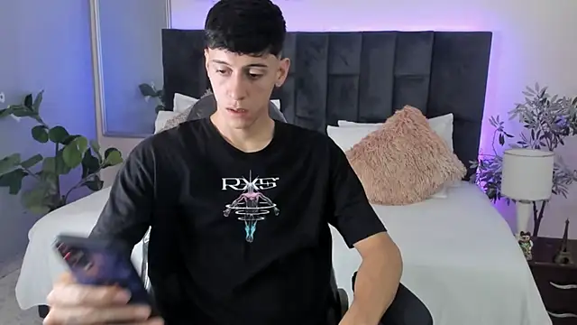 Jhon snow22 online show from November 2025 01:43:01 PM