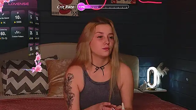 Crystal Jull online show from November 2025 04:41:01 PM