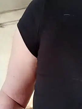 VikaKing online show from March 2026 11:14:01 AM